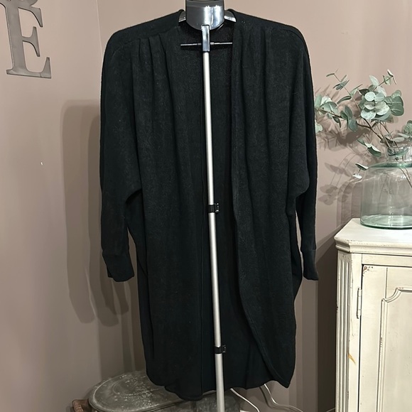 Lush Sweaters - Elegant Black Women's Sweater